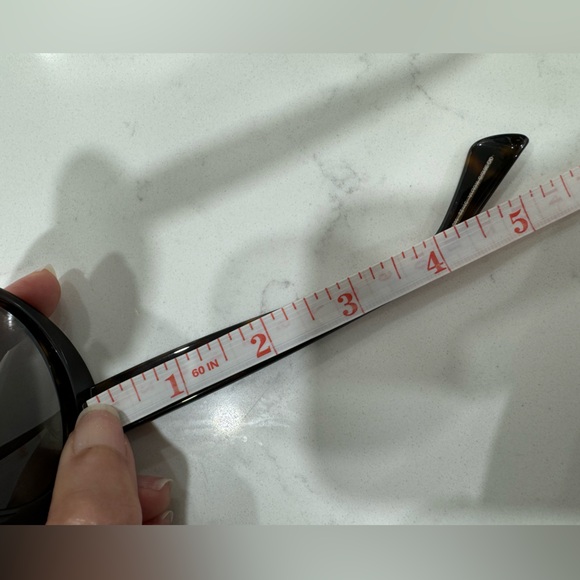 Gucci Round Havana Oversized Sunglasses - Picture 7 of 7